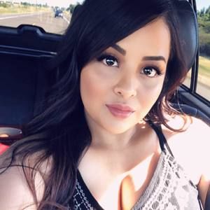 Meet your Posher, Ana